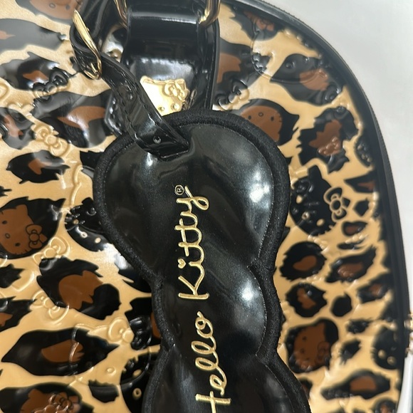 Hello kitty large Alma handbag with matching wallet - Picture 4 of 7